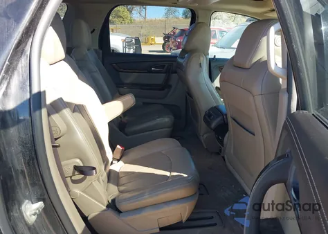 2014 GMC Acadia Denali z USA, uszkodzony, nr VIN 1GKKVTKD4EJ245367